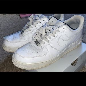 white af1
